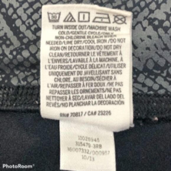 PINK Leggings with Snake Skin Design - Picture 2 of 5